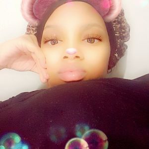 Meet your Posher, Markia